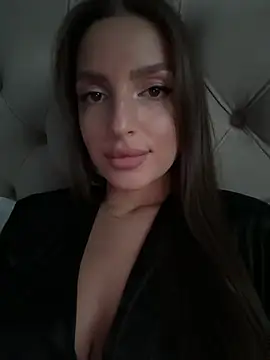 Snapshot of BellaHalles chatting on March 1, 3:16 pm BellaHalles online show from March 1, 3:16 pm