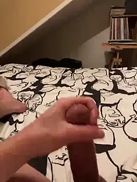 LivingLegend1978 online show from December 17, 7:53 pm