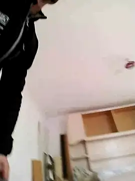 Snapshot of LOREDAN1 chatting on February 28, 11:03 am LOREDAN1 online show from February 28, 11:03 am