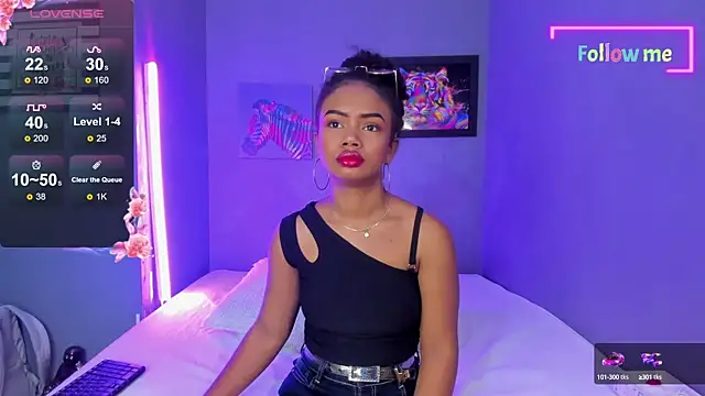 EmmaSmith06 online show from December 27, 5:16 pm