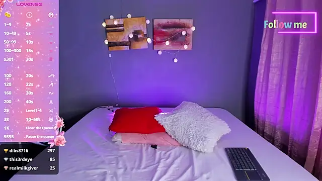 EmmaSmith06 online show from February 8, 11:34 pm