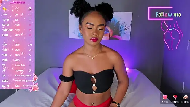 EmmaSmith06 online show from March 8, 5:33 pm