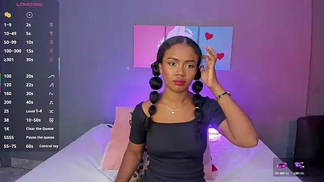 EmmaSmith06 online show from September 26, 9:08 pm