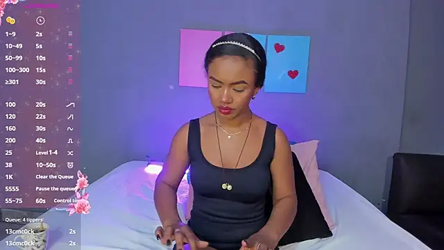 EmmaSmith06 online show from November 10, 5:12 pm