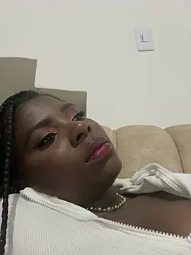 LoveQueen2 online show from February 6, 9:49 pm