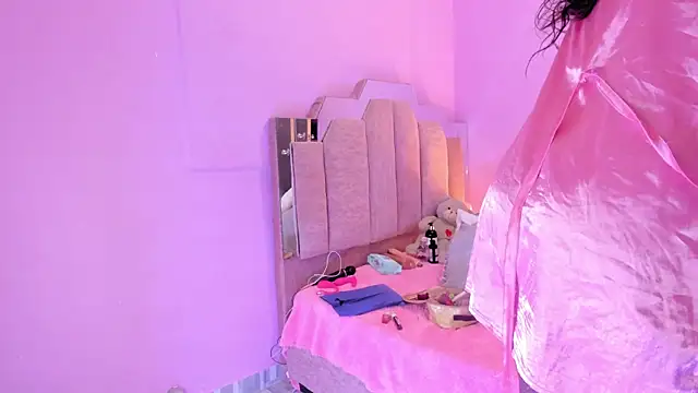 LoveQueen2 online show from September 16, 11:33 am