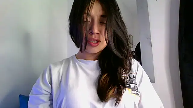 katherodriguezx online show from June 8, 8:31 pm