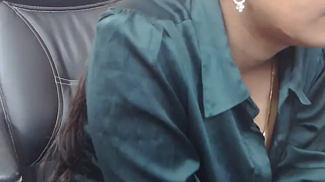 Snapshot of wildbabes chatting on January 24, 11:48 am wildbabes online show from January 24, 11:48 am