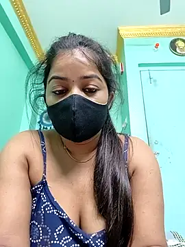 Monalisa Singh online show from February 19, 7:32 pm