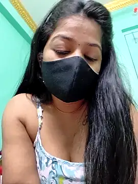 Monalisa Singh online show from March 9, 5:50 pm