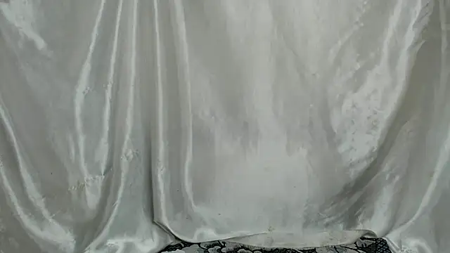 Snapshot of Burberrry_ chatting on March 15, 5:19 am Burberrry  online show from March 15, 5:19 am