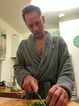 Yourhotboy 42 online show from March 5, 10:21 pm