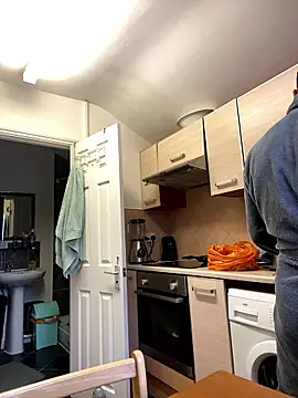 Snapshot of Yourhotboy_42 chatting on January 11, 12:10 pm Yourhotboy 42 online show from January 11, 12:10 pm