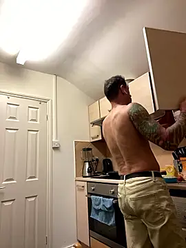 Snapshot of Yourhotboy_42 chatting on January 12, 6:57 pm Yourhotboy 42 online show from January 12, 6:57 pm