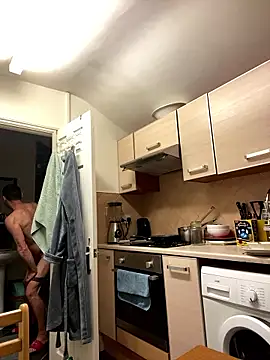 Snapshot of Yourhotboy_42 chatting on January 18, 6:34 pm Yourhotboy 42 online show from January 18, 6:34 pm