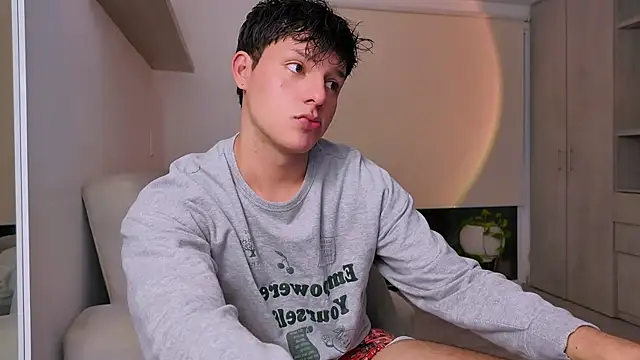 Alexxblue online show from April 21, 1:42 am