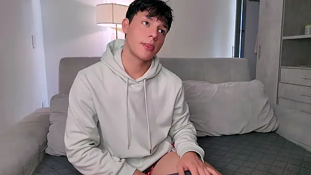 Alexxblue online show from April 21, 4:45 pm