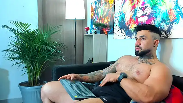 naugthy dominant online show from November 26, 8:10 pm