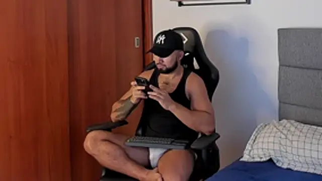 ethaanjones online show from November 24, 8:19 pm