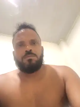 Snapshot of morenorj17 chatting on December 14, 9:03 am morenorj17 online show from December 14, 9:03 am