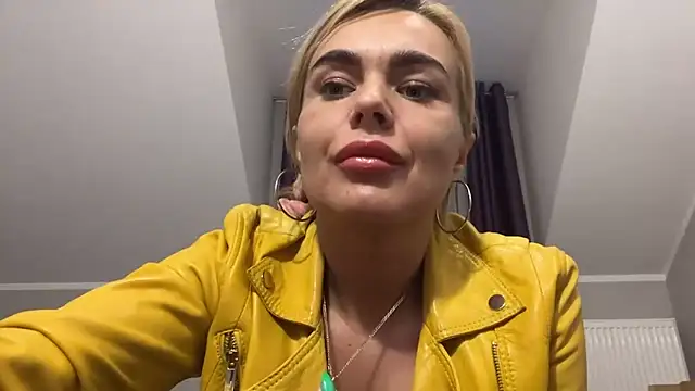 DESIREjenny online show from January 24, 11:37 am