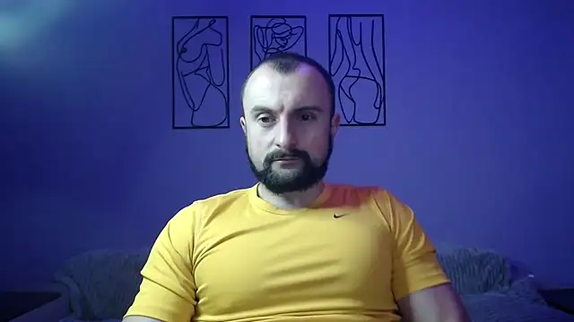 brindlefly6969 online show from December 31, 3:42 pm