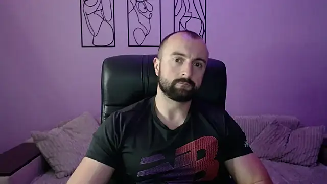 brindlefly6969 online show from October 4, 11:19 am