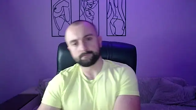 brindlefly6969 online show from December 3, 11:52 am