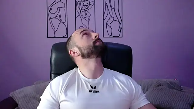 brindlefly6969 online show from January 12, 12:21 pm