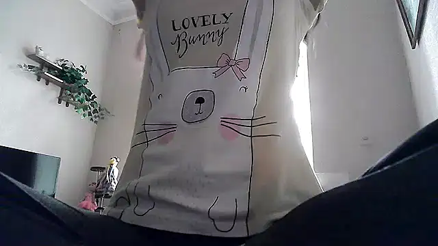 Snapshot of ElizaSwon chatting on July 8, 2:54 pm ElizaSwon online show from July 8, 2:54 pm
