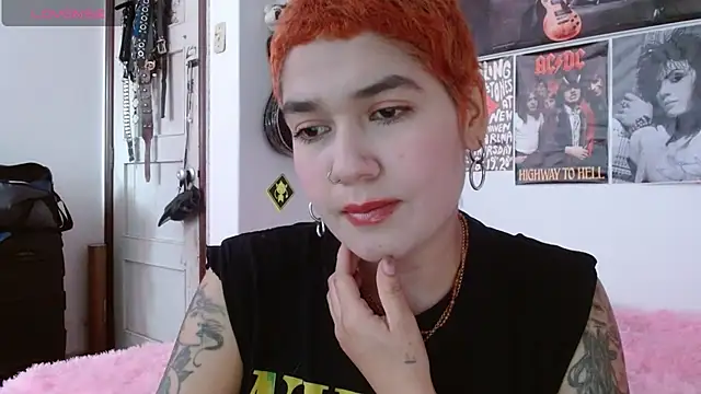 Snapshot of star_of_morning_666 chatting on November 5, 8:09 pm star of morning 666 online show from November 5, 8:09 pm