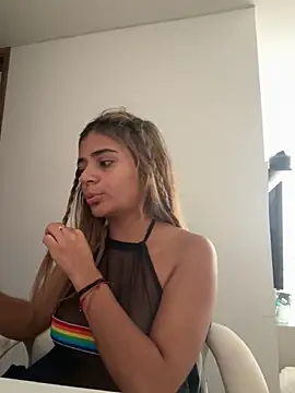 Snapshot of pamell_col chatting on October 1, 4:02 pm pamell col online show from October 1, 4:02 pm