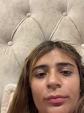 Snapshot of pamell_col chatting on October 3, 3:03 am pamell col online show from October 3, 3:03 am