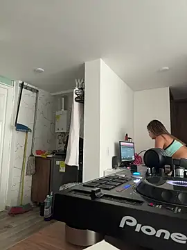 Snapshot of pamell_col chatting on October 26, 7:09 pm pamell col online show from October 26, 7:09 pm