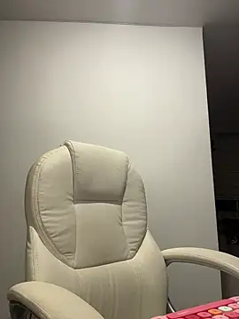 Snapshot of pamell_col chatting on October 31, 1:28 am pamell col online show from October 31, 1:28 am