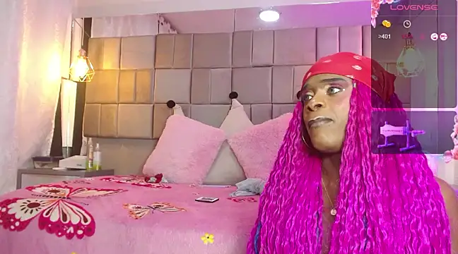 puca ebony online show from March 5, 10:54 pm