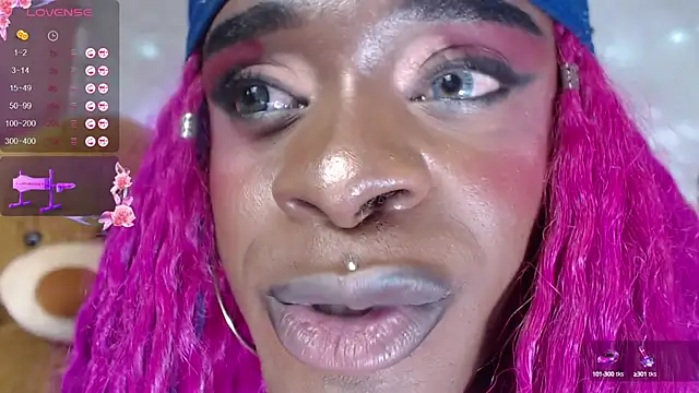 puca ebony online show from March 7, 1:42 am