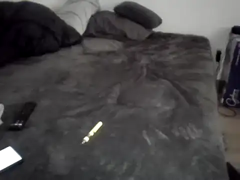 Iliketocooksquirt25 online show from February 19, 1:28 pm