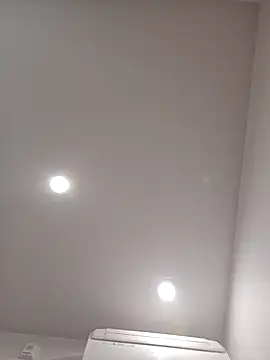 Iliketocooksquirt25 online show from April 14, 8:37 pm