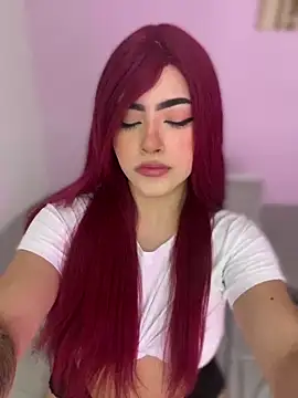 Im Scarlet online show from December 3, 7:00 pm