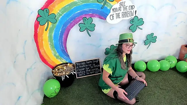 Jessica Herrera  online show from March 17, 9:45 pm