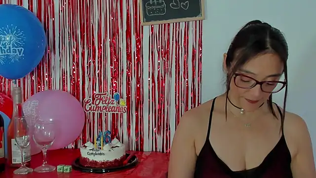 Jessica Herrera  online show from June 8, 10:54 pm