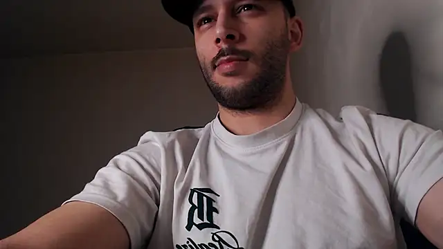 henryaxe online show from March 21, 3:48 pm