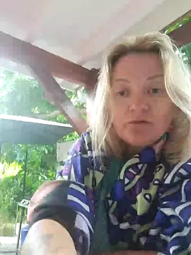 Snapshot of lady_charlyne chatting on January 22, 11:23 am lady charlyne online show from January 22, 11:23 am