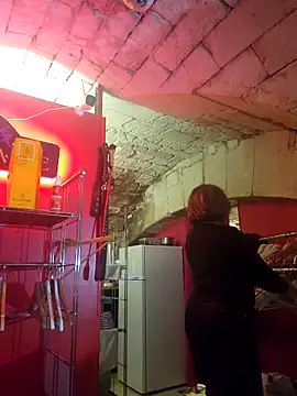 Snapshot of lady_charlyne chatting on February 13, 8:27 pm lady charlyne online show from February 13, 8:27 pm