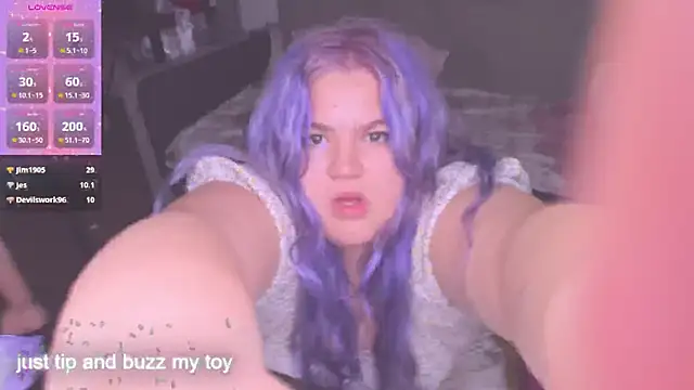 Freakcute  online show from October 20, 6:19 pm