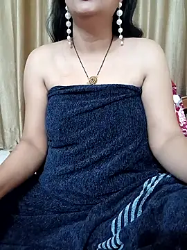 Priya Boudi online show from February 4, 7:44 pm