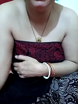 Priya Boudi online show from March 8, 7:31 pm