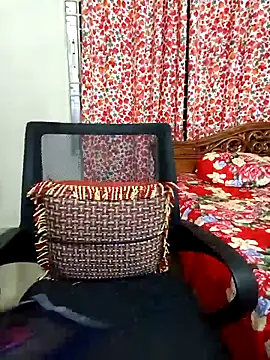 Priya Boudi online show from October 14, 6:31 pm