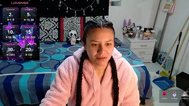 soniafuckboobs online show from March 10, 12:10 pm